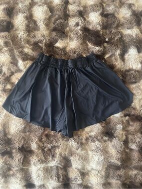 Black Flowing Skort with Elastic Waist
